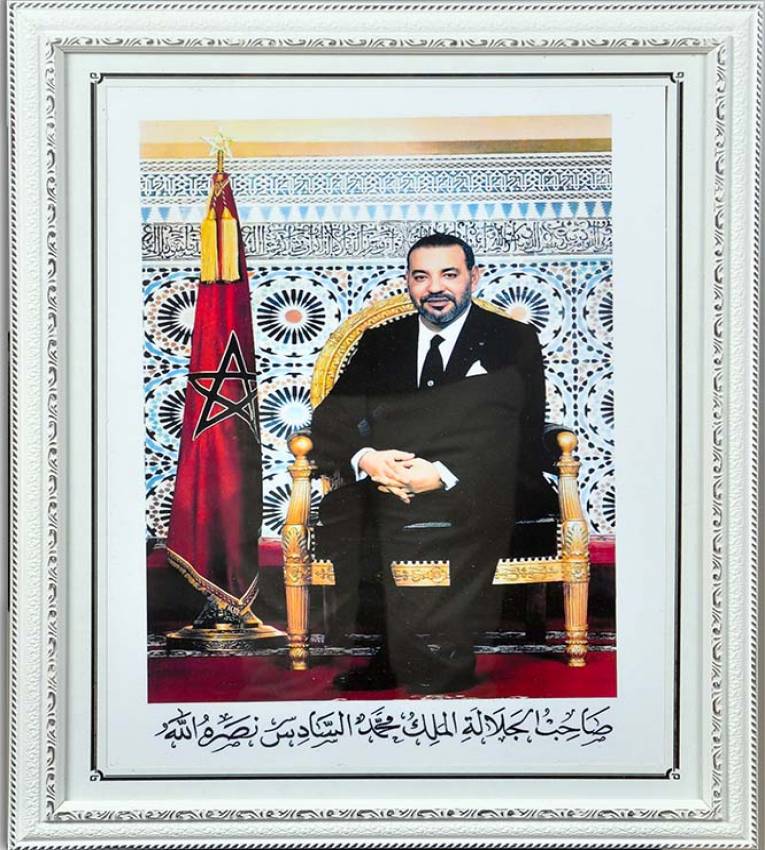 Portrait de sa Majesté le Roi Mohamed VI – ENCADREMENT 40 X 50 cm